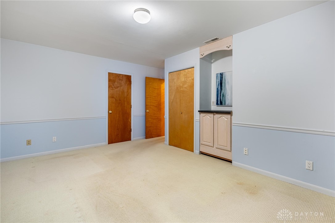 2301 Glenheath Drive, Kettering, Ohio image 39