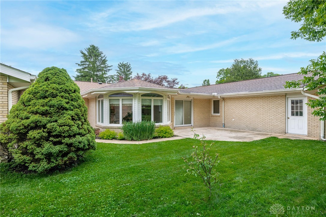 2301 Glenheath Drive, Kettering, Ohio image 45