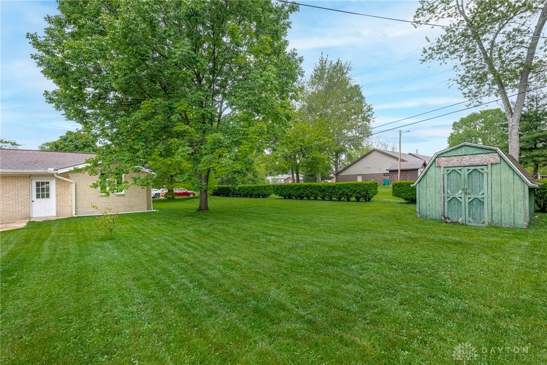 2301 Glenheath Drive, Kettering, Ohio image 44