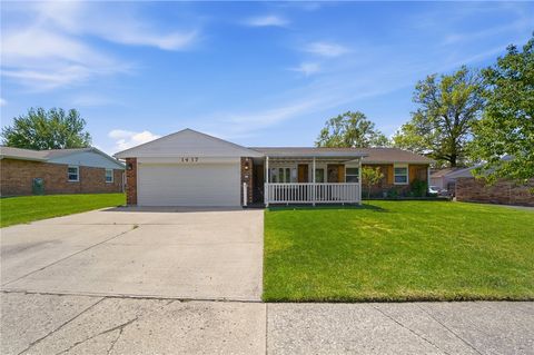 Photo of 1417 Skylark Drive, Troy, OH 45373 (MLS # 957128)