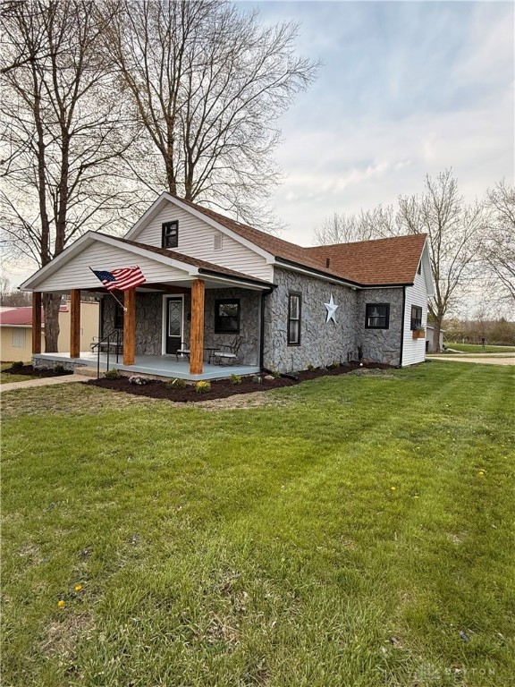 202 W Main St, New Paris, Ohio image 1