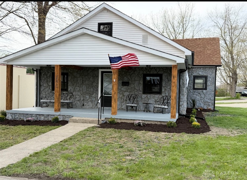 202 W Main St, New Paris, Ohio image 2