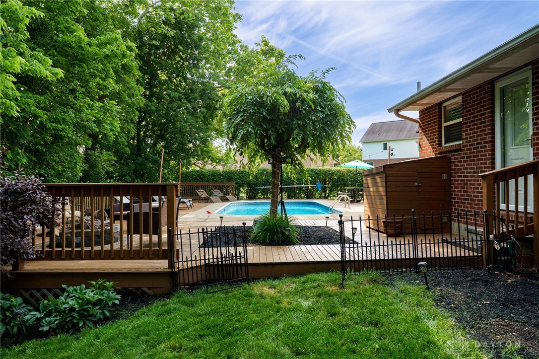 6940 Crown Pointe Drive, Hamilton, Ohio image 27