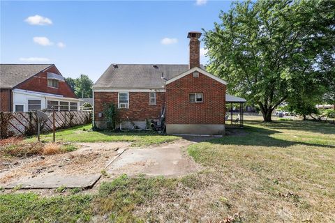 Tiny photo for 557 Harriet Street, Dayton, OH 45417 (MLS # 945232)