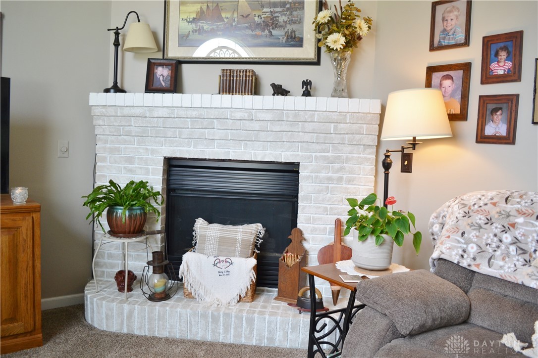 5617 Calais Drive, Springfield, Ohio image 14