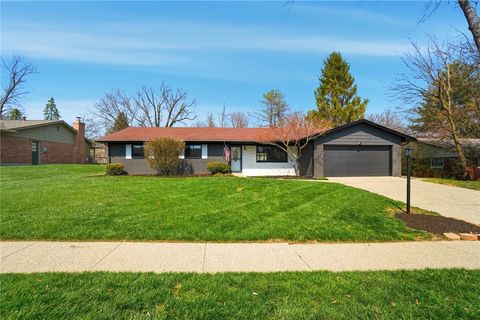 Photo of 1039 Independence Drive, Kettering, OH 45429 (MLS # 955173)