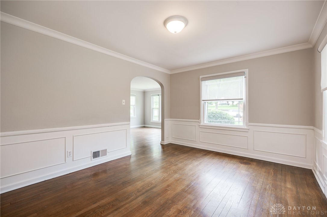 Oakwood, Ohio 45409, United States, 4 Bedrooms Bedrooms, ,2 BathroomsBathrooms,Residential,Pending,129116