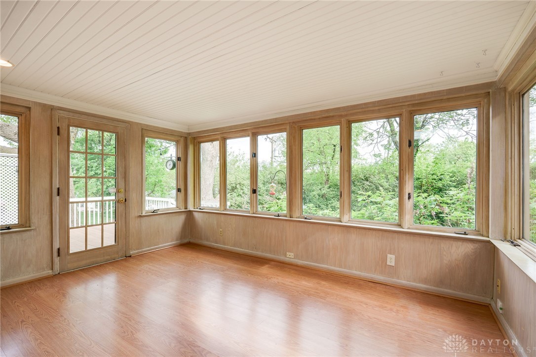 Oakwood, Ohio 45409, United States, 4 Bedrooms Bedrooms, ,2 BathroomsBathrooms,Residential,Pending,129116