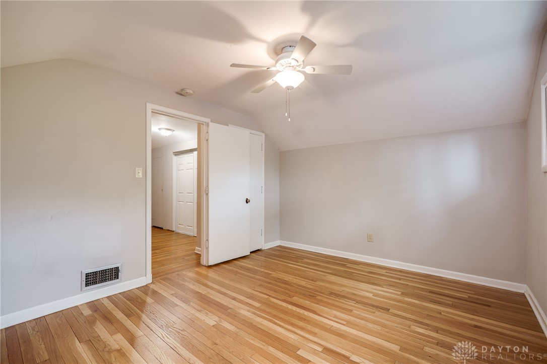 Oakwood, Ohio 45409, United States, 4 Bedrooms Bedrooms, ,2 BathroomsBathrooms,Residential,Pending,129116