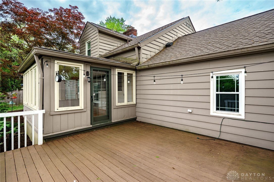 Oakwood, Ohio 45409, United States, 4 Bedrooms Bedrooms, ,2 BathroomsBathrooms,Residential,Pending,129116