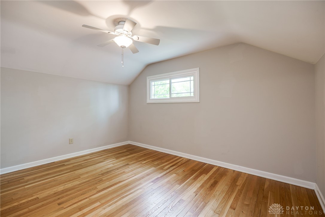 Oakwood, Ohio 45409, United States, 4 Bedrooms Bedrooms, ,2 BathroomsBathrooms,Residential,Pending,129116