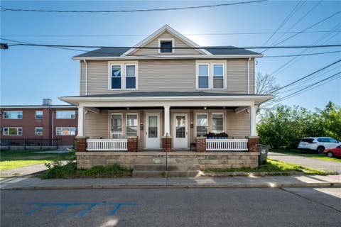 Photo for 119 S Galloway Street