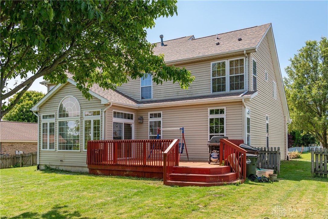 109 Barnside Drive, Union, Ohio image 5