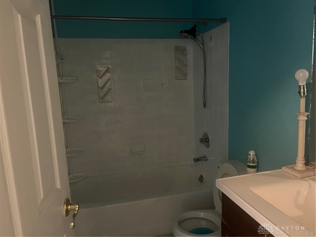 Liberty Twp, Ohio 45044, United States, 4 Bedrooms Bedrooms, ,3 BathroomsBathrooms,Residential,Pending,158192