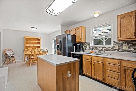 Tiny photo for 3336 Whispering Trees Drive, Batavia, OH 45102 (MLS # 946063)