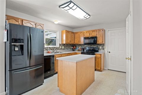 Tiny photo for 3336 Whispering Trees Drive, Batavia, OH 45102 (MLS # 946063)