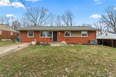 Photo of 785 Biltmore Place, Dayton, OH 45431 (MLS # 949336)