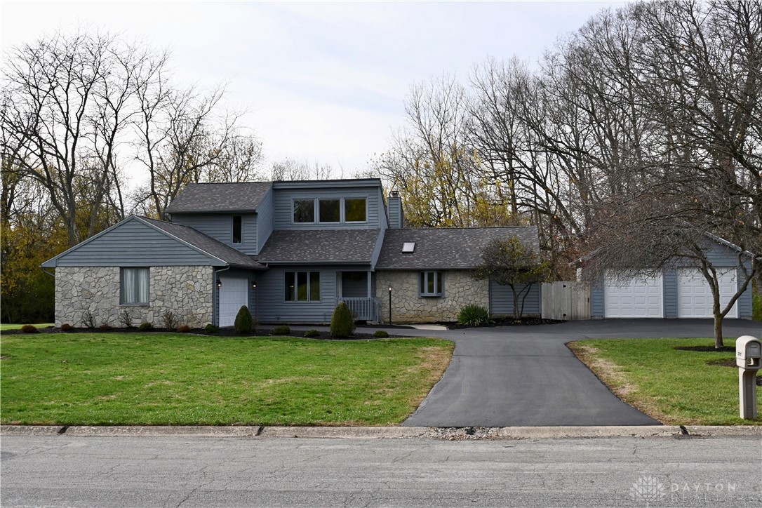 2767 Quail Ridge Drive, New Carlisle, Ohio image 2