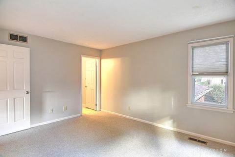 Tiny photo for 2813 Wellsford Drive, Springfield, OH 45503 (MLS # 945273)