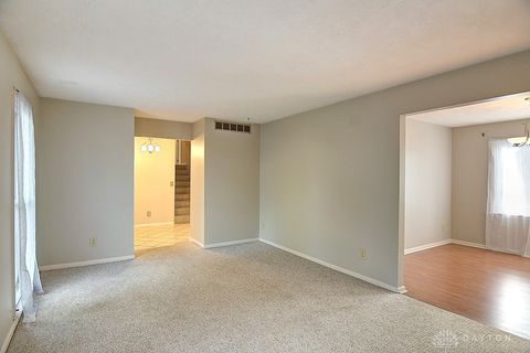 Tiny photo for 2813 Wellsford Drive, Springfield, OH 45503 (MLS # 945273)