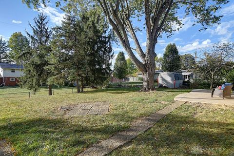 Tiny photo for 2813 Wellsford Drive, Springfield, OH 45503 (MLS # 945273)