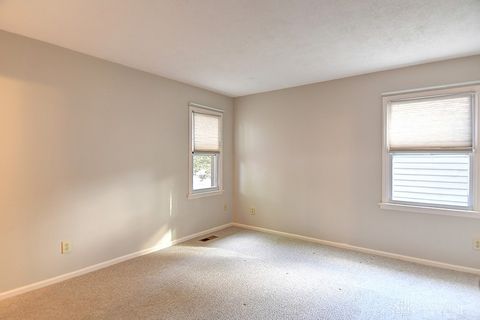 Tiny photo for 2813 Wellsford Drive, Springfield, OH 45503 (MLS # 945273)