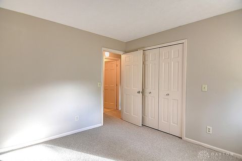 Tiny photo for 2813 Wellsford Drive, Springfield, OH 45503 (MLS # 945273)