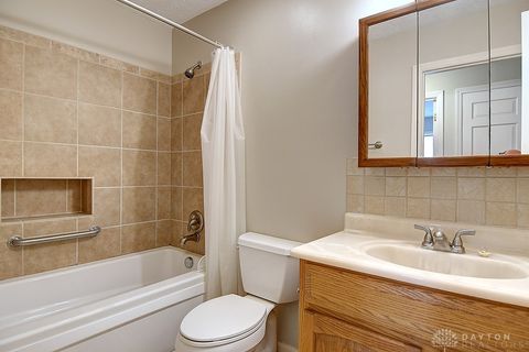 Tiny photo for 2813 Wellsford Drive, Springfield, OH 45503 (MLS # 945273)