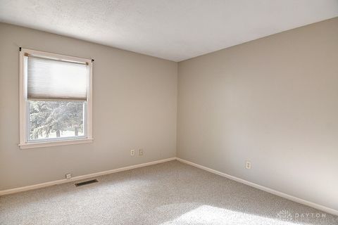 Tiny photo for 2813 Wellsford Drive, Springfield, OH 45503 (MLS # 945273)