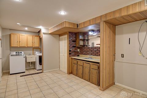 Tiny photo for 2813 Wellsford Drive, Springfield, OH 45503 (MLS # 945273)