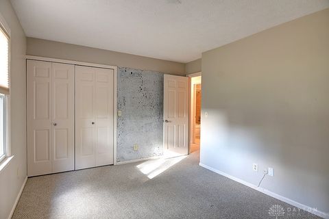Tiny photo for 2813 Wellsford Drive, Springfield, OH 45503 (MLS # 945273)