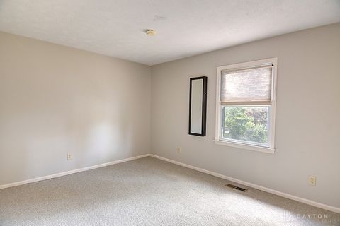 Tiny photo for 2813 Wellsford Drive, Springfield, OH 45503 (MLS # 945273)