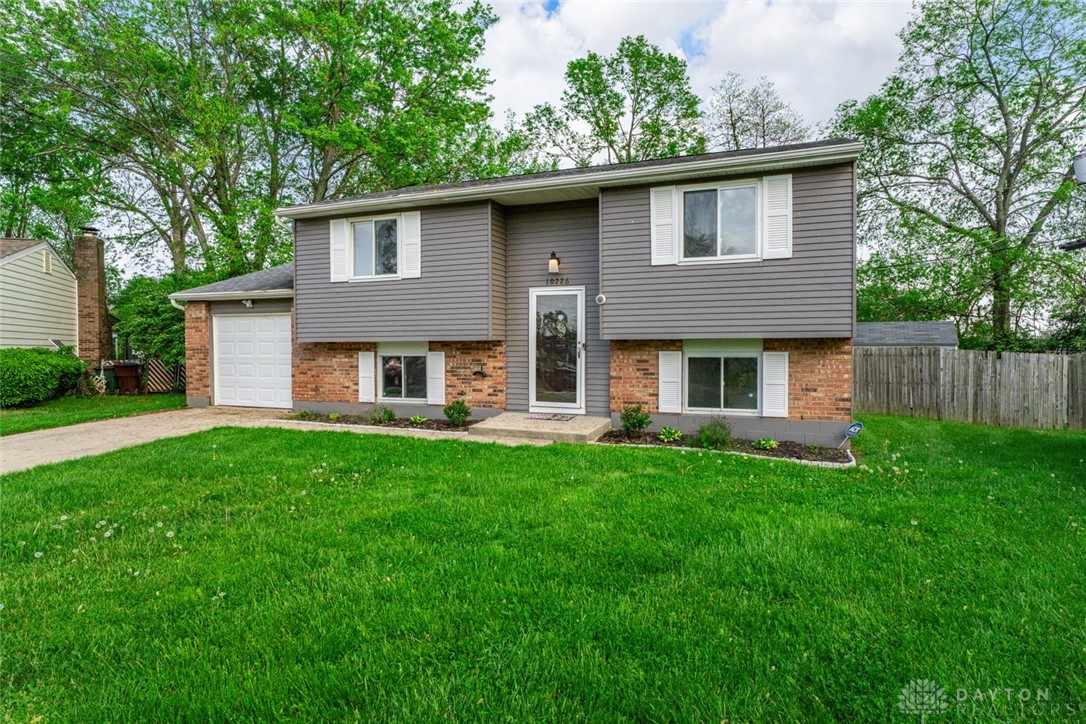 10226 Springknob Court, Colerain Township, Ohio image 1