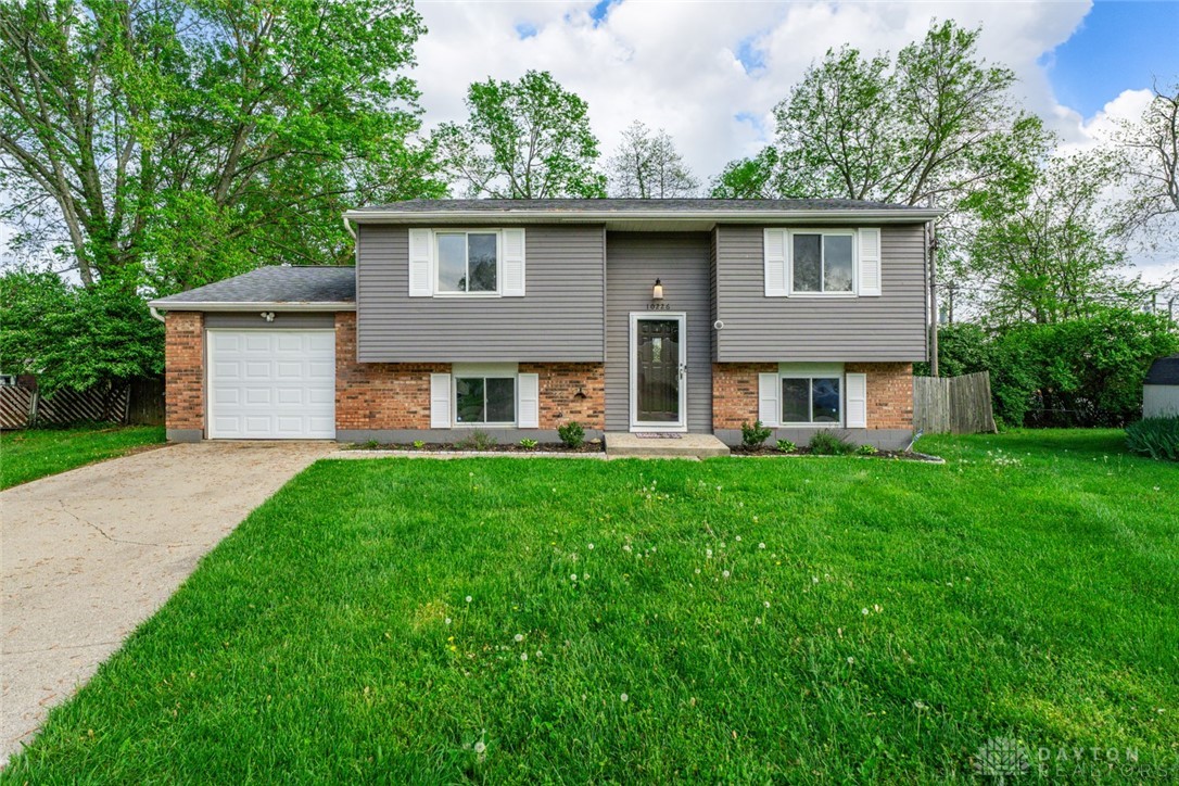 10226 Springknob Court, Colerain Township, Ohio image 2
