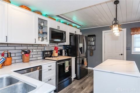 Tiny photo for 1641 Woods Drive, Beavercreek, OH 45432 (MLS # 946034)