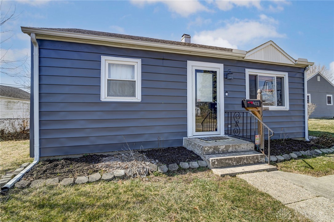 903 Eastmoor Drive, Springfield, Ohio image 3