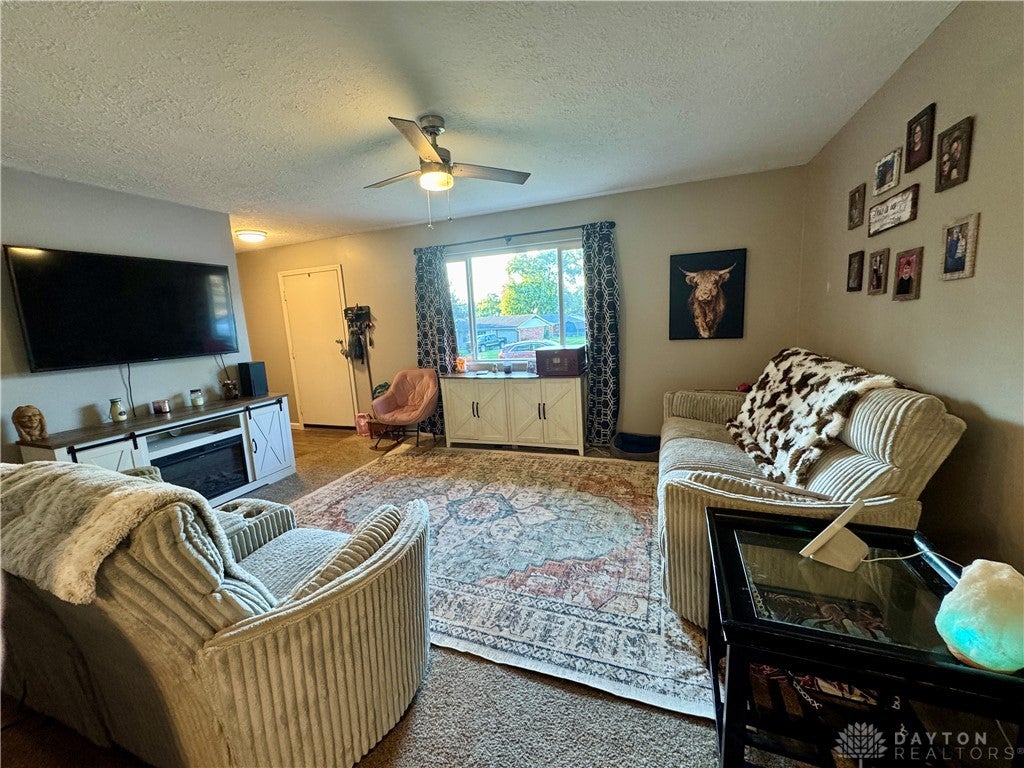 1305 Saratoga Drive