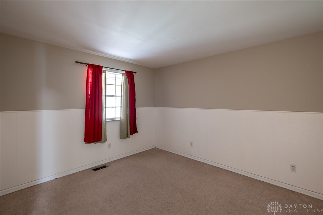 Kettering, Ohio 45440, United States, 4 Bedrooms Bedrooms, ,2 BathroomsBathrooms,Residential,Active,160903