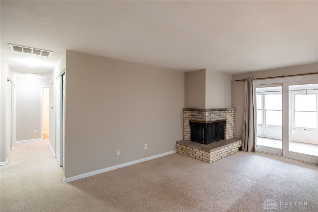 Kettering, Ohio 45440, United States, 4 Bedrooms Bedrooms, ,2 BathroomsBathrooms,Residential,Active,160903