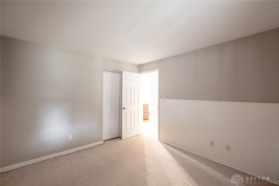 Kettering, Ohio 45440, United States, 4 Bedrooms Bedrooms, ,2 BathroomsBathrooms,Residential,Active,160903