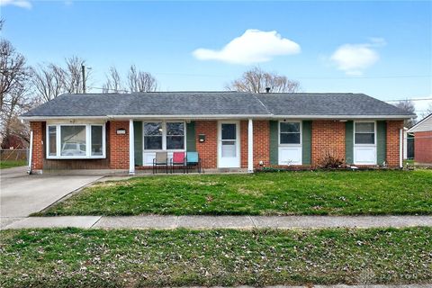 Photo of 5422 Pitcairn Road, Dayton, OH 45424 (MLS # 950330)