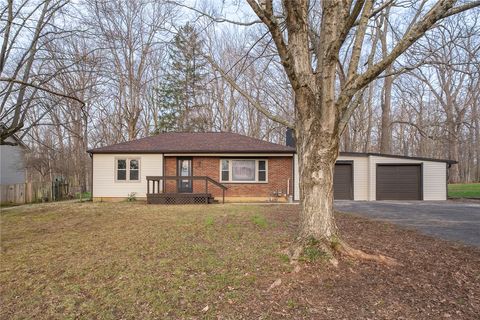 Homes For Sale - 1073 Forest Drive<br/> Beavercreek, OH 45434