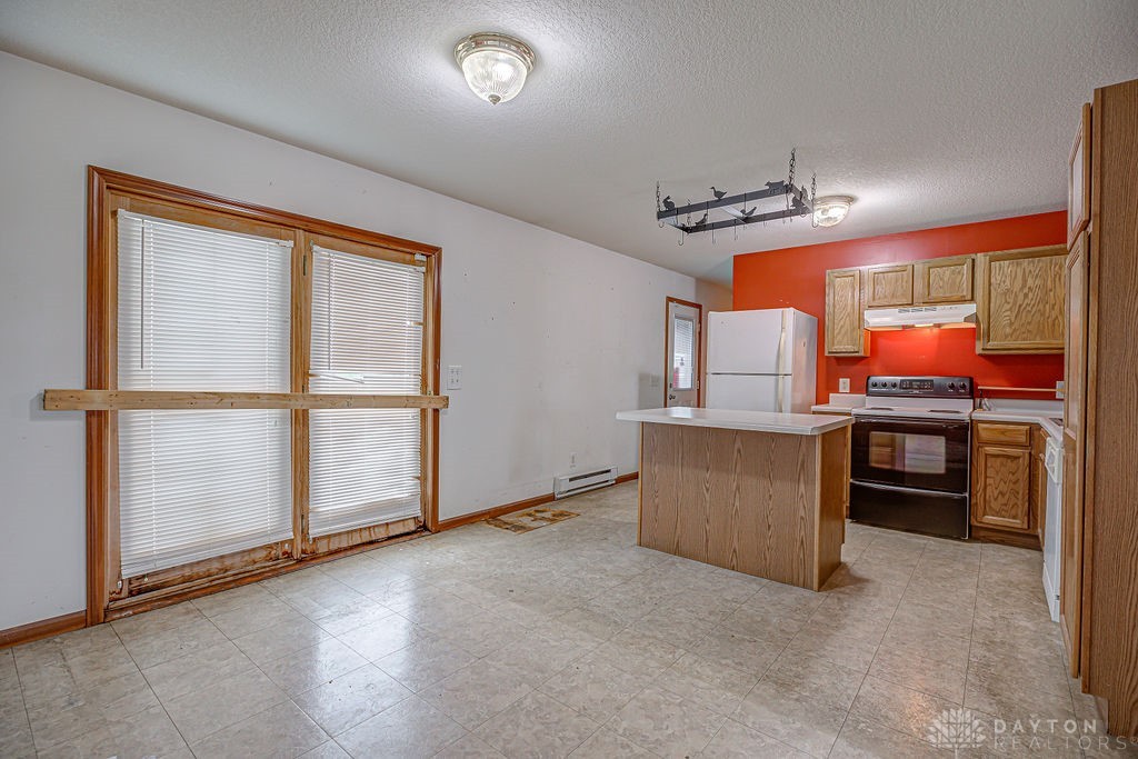 6423 Howe Road, Middletown, Ohio image 6