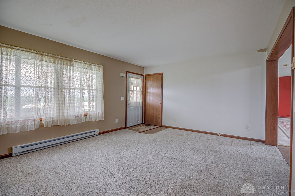6423 Howe Road, Middletown, Ohio image 12