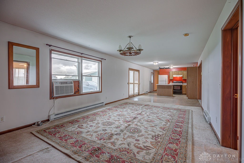 6423 Howe Road, Middletown, Ohio image 3