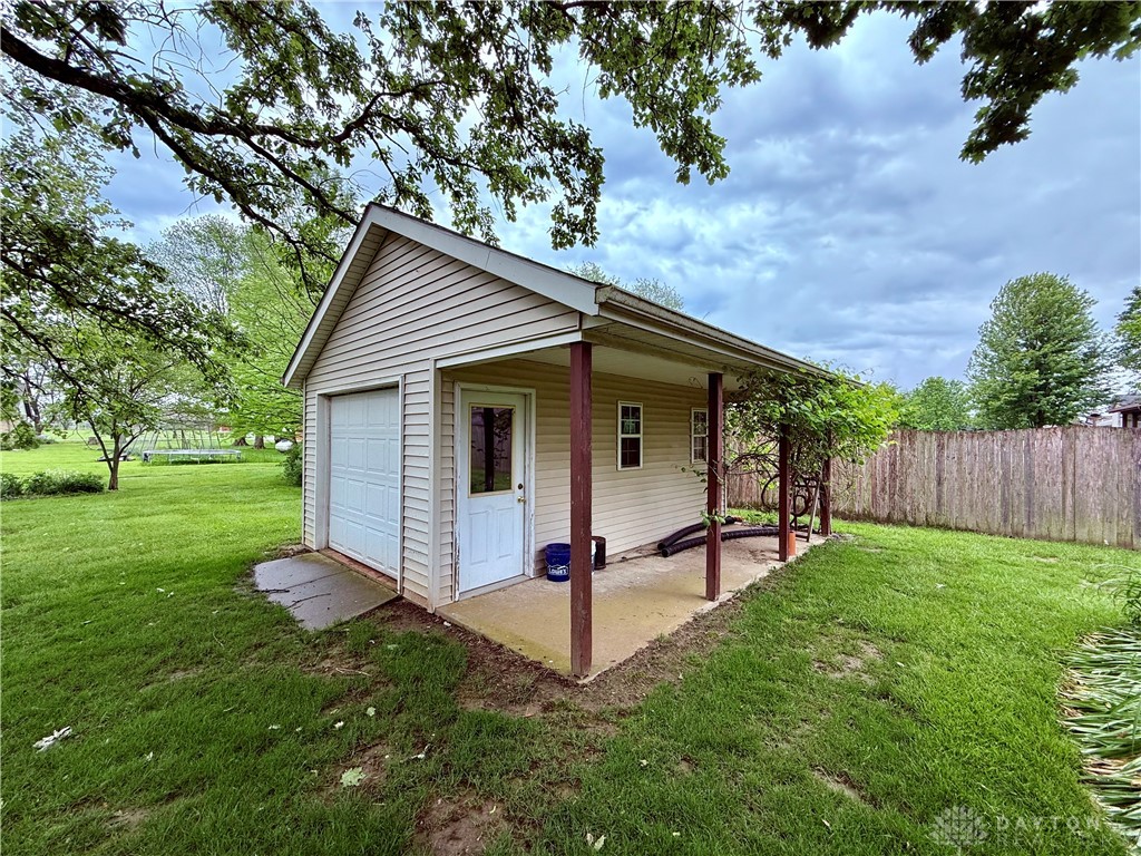 5778 Cedarwood Drive, Lewisburg, Ohio image 26