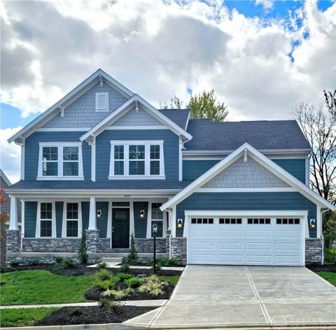 Photo of 2639 Golden Leaf Drive, Beavercreek, OH 45431 (MLS # 907182)