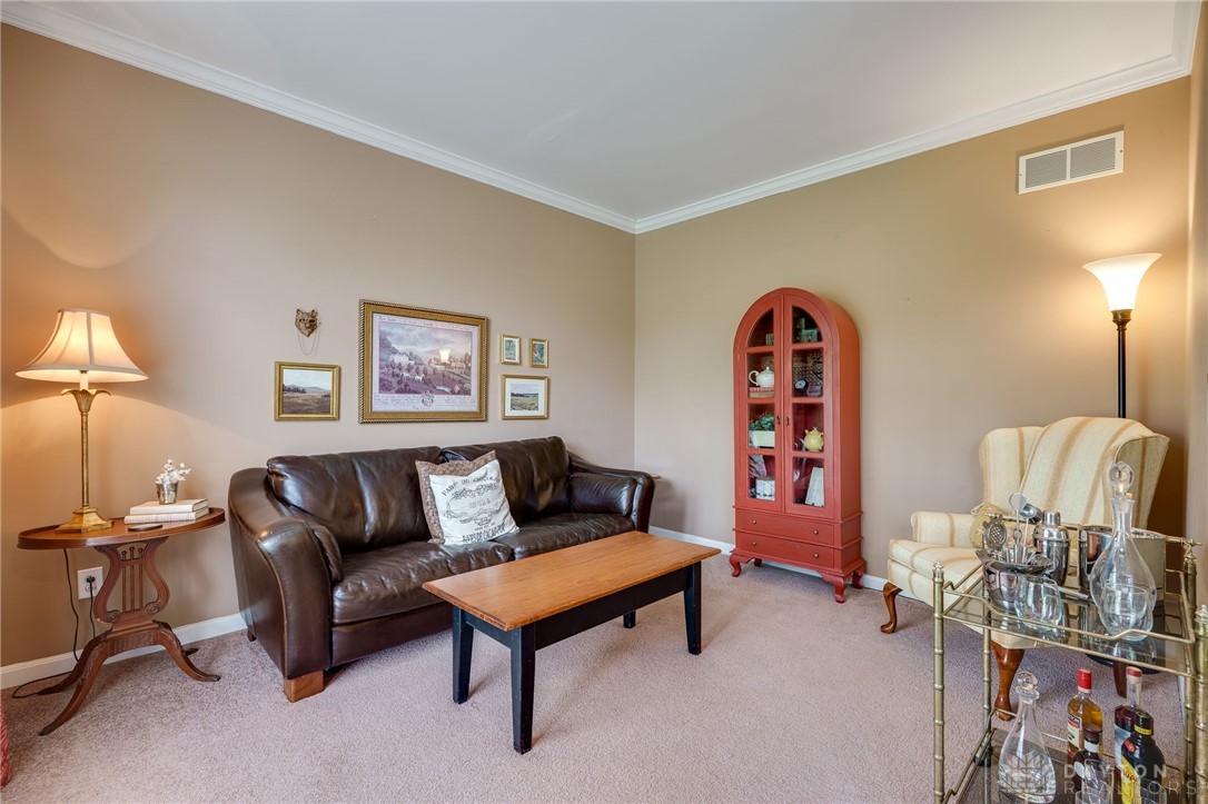 280 Thomas Drive, Springboro, Ohio image 5