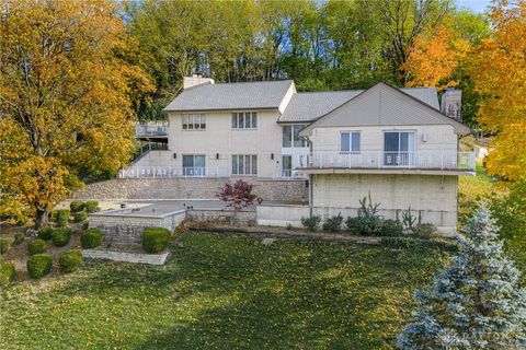 Photo of 1952 Tait Circle Road, Dayton, OH 45429 (MLS # 947253)