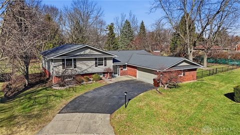 Photo of 5324 Glendon Lane, Dayton, OH 45440 (MLS # 953101)